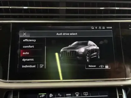 Photo 30 Audi Q8  60 TFSI e 462 Tiptronic 8 Quattro