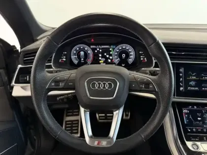 Photo 17 Audi Q8  60 TFSI e 462 Tiptronic 8 Quattro