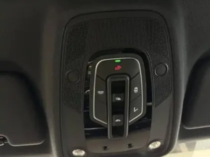 Photo 24 Audi Q8  60 TFSI e 462 Tiptronic 8 Quattro