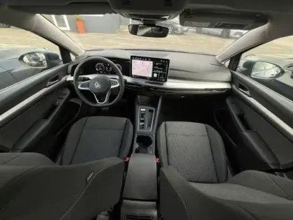 Photo 5 Volkswagen Golf  1.5 eTSI EVO2 116 DSG7