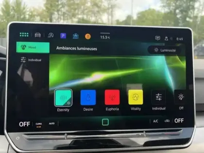 Photo 20 Volkswagen Golf  1.5 eTSI EVO2 116 DSG7