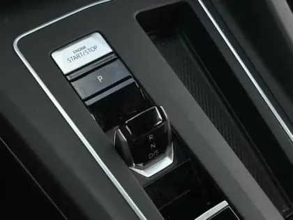 Photo 25 Volkswagen Golf  1.5 eTSI EVO2 116 DSG7