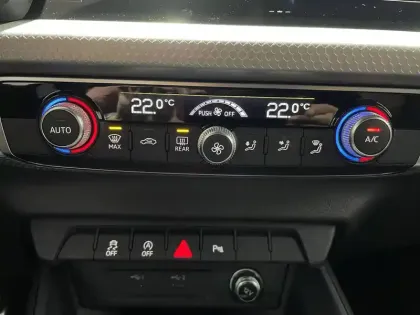 Photo 101 Audi A1  Sportback 30 TFSI 116 ch S tronic 7