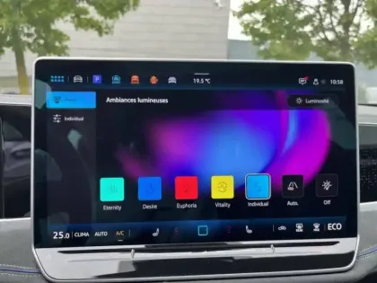 Photo 8 Volkswagen Passat  1.5 eHybrid 272 DSG6