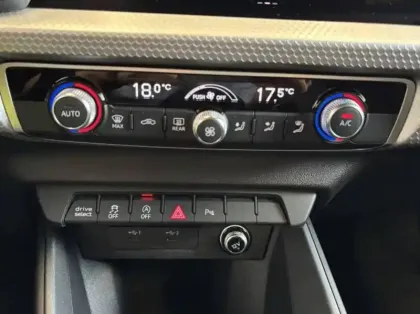 Photo 19 Audi A1  Sportback 30 TFSI 116 ch S tronic 7