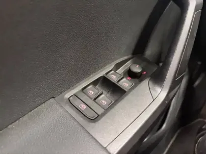 Photo 11 Seat Ibiza  1.0 TSI 95 ch S/S BVM5