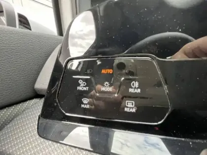 Photo 21 Volkswagen Golf  1.5 eTSI OPF 130 DSG7