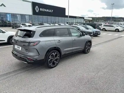 Photo 4 Renault Espace  E-Tech full hybrid 200 GSR2