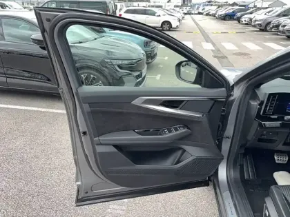 Photo 10 Renault Espace  E-Tech full hybrid 200 GSR2