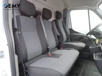 Photo 47 Renault Master  FGN TRAC F3500 L2H2 BLUE DCI 135