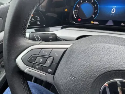 Photo 17 Volkswagen Golf  1.0 TSI OPF 110 BVM6