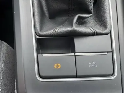 Photo 10 Volkswagen Golf  1.0 TSI OPF 110 BVM6