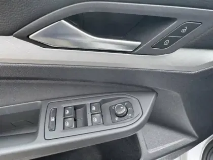 Photo 20 Volkswagen Golf  1.0 TSI OPF 110 BVM6