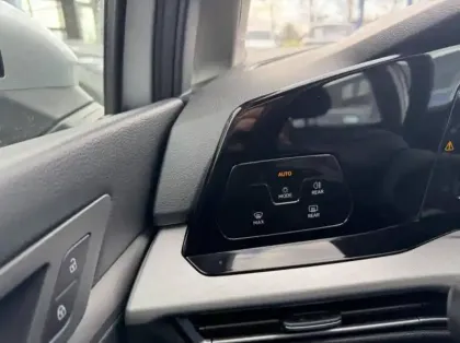 Photo 19 Volkswagen Golf  1.0 TSI OPF 110 BVM6