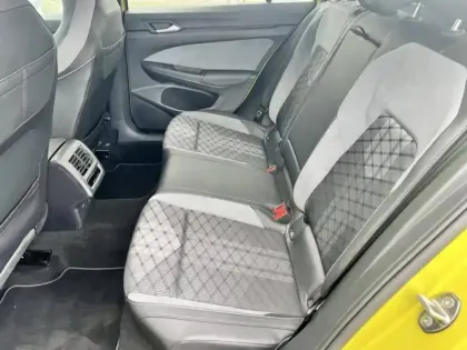 Photo 6 Volkswagen Golf  SW 1.5 eTSI OPF 150 DSG7