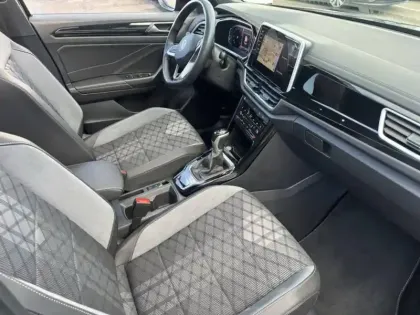 Photo 22 Volkswagen T-roc  1.5 TSI EVO2 150 Start/Stop DSG7