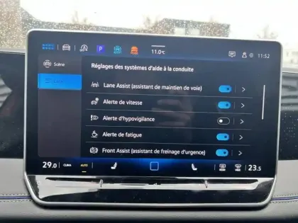 Photo 21 Volkswagen Tiguan  1.5 eTSI 150ch DSG7