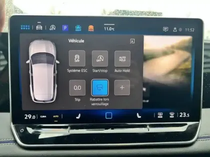 Photo 24 Volkswagen Tiguan  1.5 eTSI 150ch DSG7