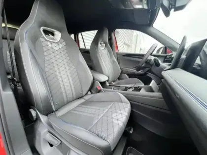 Photo 13 Volkswagen Tiguan  1.5 eTSI 150ch DSG7