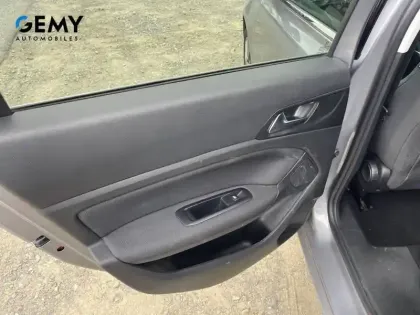 Photo 146 Peugeot 308  BlueHDi 130ch S&S BVM6