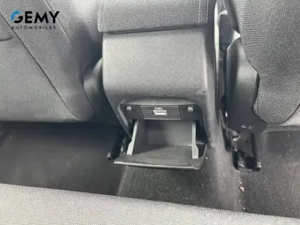 Photo 91 Peugeot 308  BlueHDi 130ch S&S BVM6