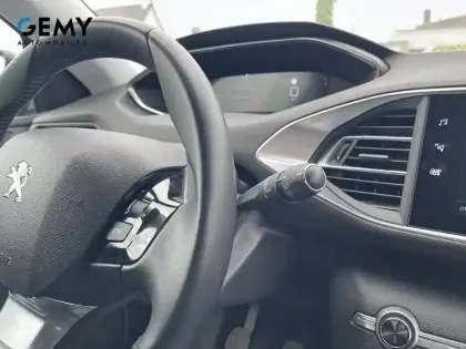 Photo 79 Peugeot 308  BlueHDi 130ch S&S BVM6