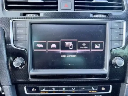 Photo 21 Volkswagen Golf  2.0 TSI 230 BlueMotion Technology DSG6