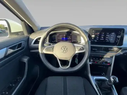 Photo 36 Volkswagen T-roc  1.0 TSI 116 Start/Stop BVM6