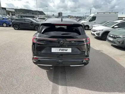 Photo 3 Renault Espace  E-Tech full hybrid 200 GSR2