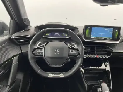 Photo 21 Peugeot 208  PureTech 100 S&S EAT8