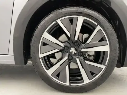 Photo 17 Peugeot 208  PureTech 100 S&S EAT8