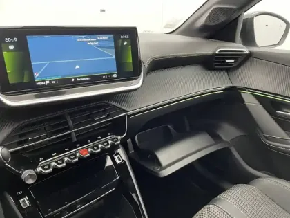 Photo 30 Peugeot 208  PureTech 100 S&S EAT8