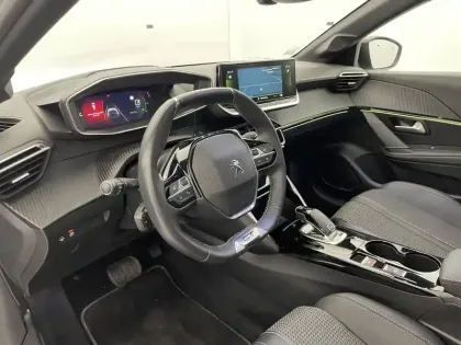 Photo 24 Peugeot 208  PureTech 100 S&S EAT8