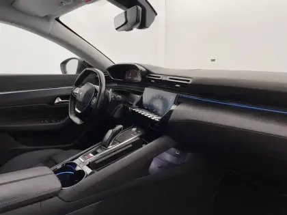 Photo 25 Peugeot 508  Hybrid 225 e-EAT8