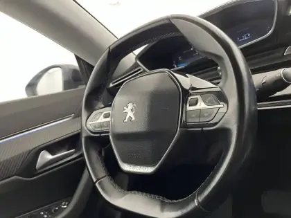 Photo 28 Peugeot 508  Hybrid 225 e-EAT8