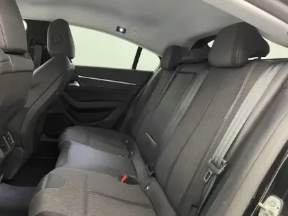 Photo 14 Peugeot 508  Hybrid 225 e-EAT8