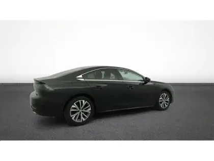 Photo 8 Peugeot 508  Hybrid 225 e-EAT8