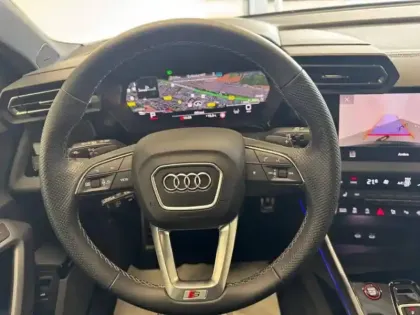 Photo 18 Audi A3 S3 Berline TFSI 333 S tronic 7 Quattro