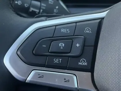 Photo 9 Volkswagen Tiguan  1.5 eTSI 131ch DSG7