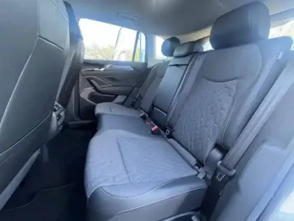 Photo 63 Volkswagen Tiguan  1.5 eTSI 131ch DSG7