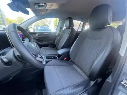 Photo 51 Volkswagen Tiguan  1.5 eTSI 131ch DSG7