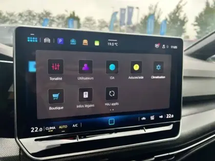 Photo 22 Volkswagen Golf  1.5 eTSI EVO2 150 DSG7