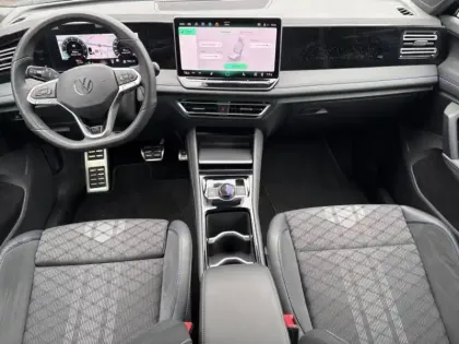 Photo 5 Volkswagen Tiguan  1.5 eTSI 150ch DSG7