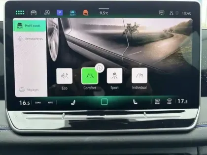 Photo 14 Volkswagen Tiguan  1.5 eTSI 150ch DSG7