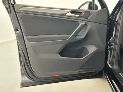 Photo 45 Volkswagen Tiguan  1.5 TSI 150ch DSG7