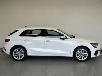 Photo 3 Audi A3  Sportback 40 TFSIe 204 S tronic 6