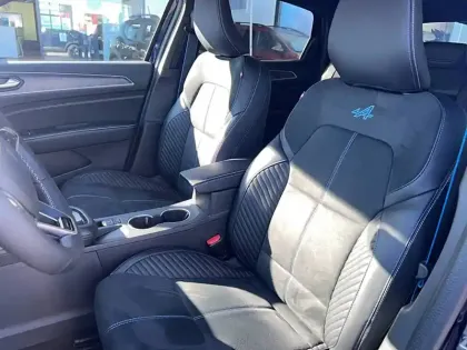 Photo 7 Renault Arkana  E-Tech full hybrid 145 GSR2