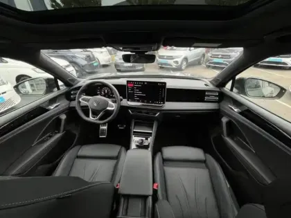 Photo 5 Volkswagen Tiguan  1.5 eTSI 150ch DSG7