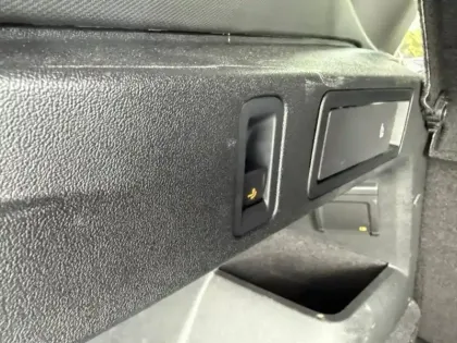 Photo 14 Volkswagen Tiguan  1.5 eTSI 150ch DSG7