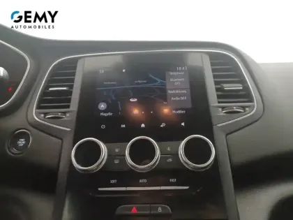 Photo 40 Renault Megane Mégane IV Berline TCe 115 FAP - 21N